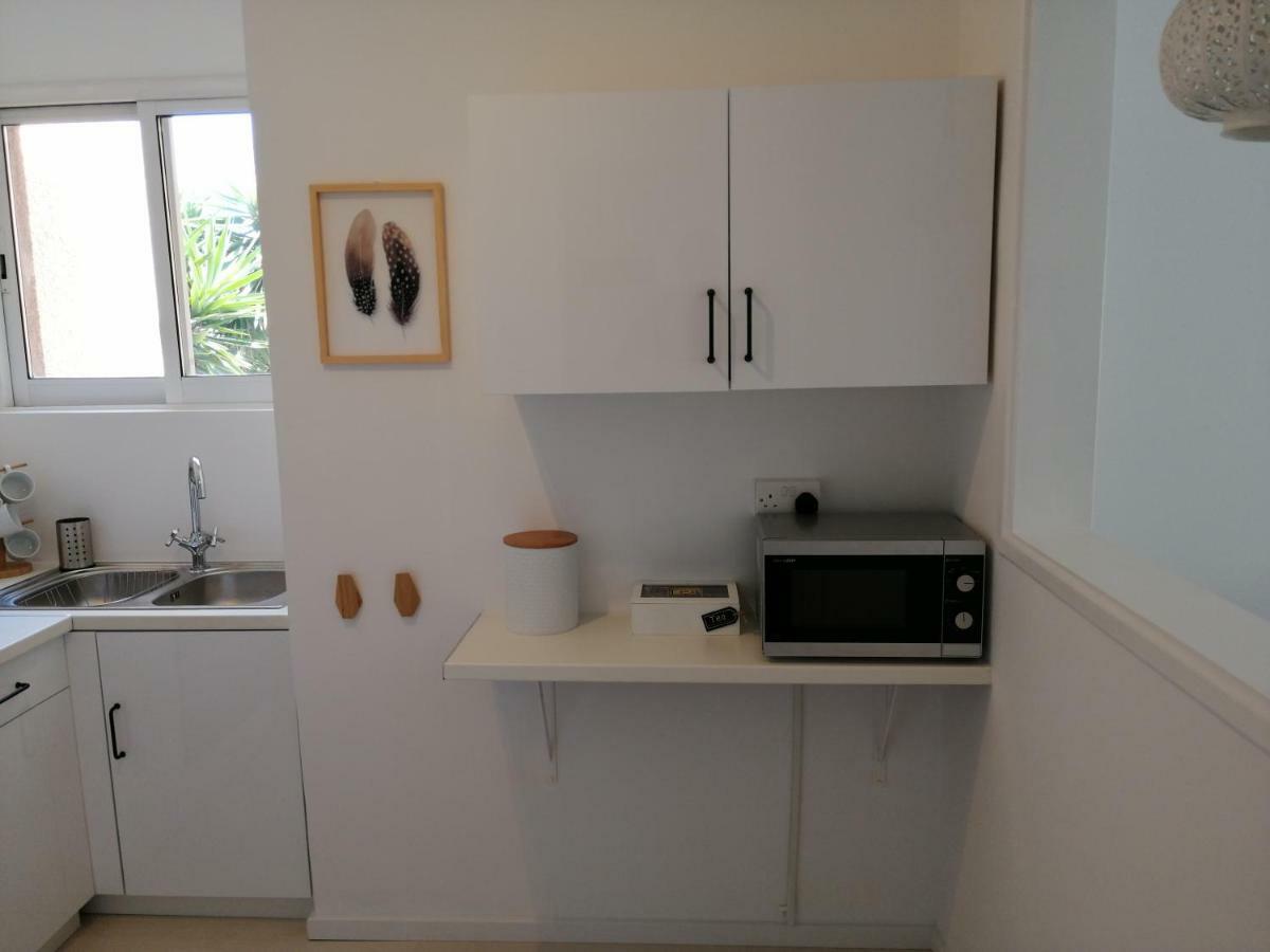 Alex'S Vacation Suite - 100M From The Beach - 6 Guests Пафос Экстерьер фото